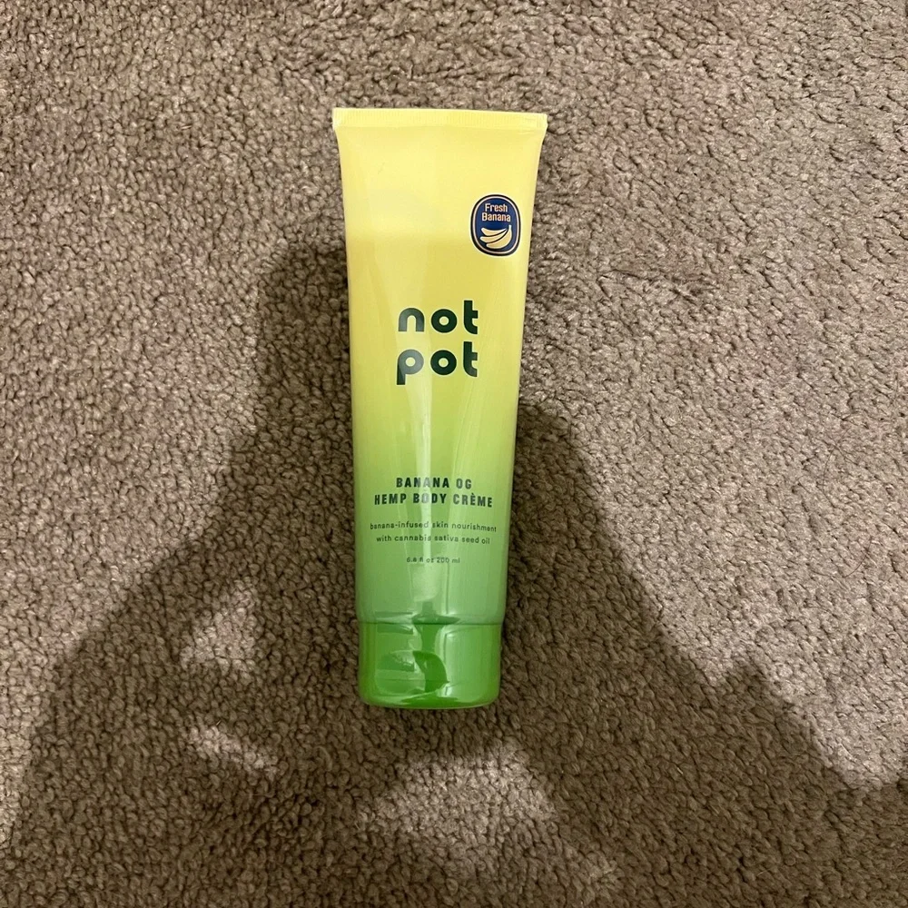Banana OG Hemp Body Crème in Fresh Banana